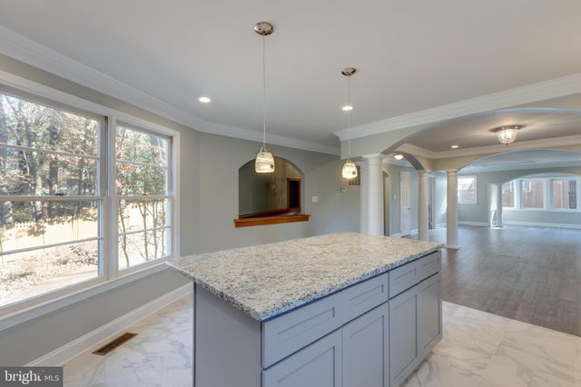 $1,000,000 | 6341 Old Dominion Drive, McLean, VA 22101