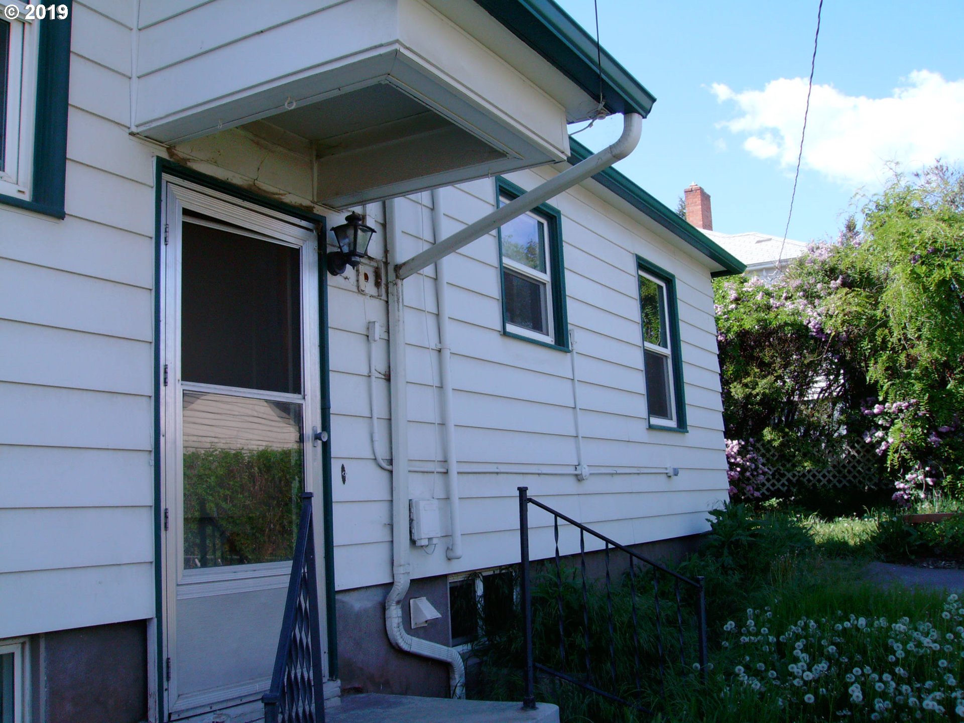 702 Northwest 10th Street Pendleton, OR 97801 - Photo 2 of 10 Gallery Image 2