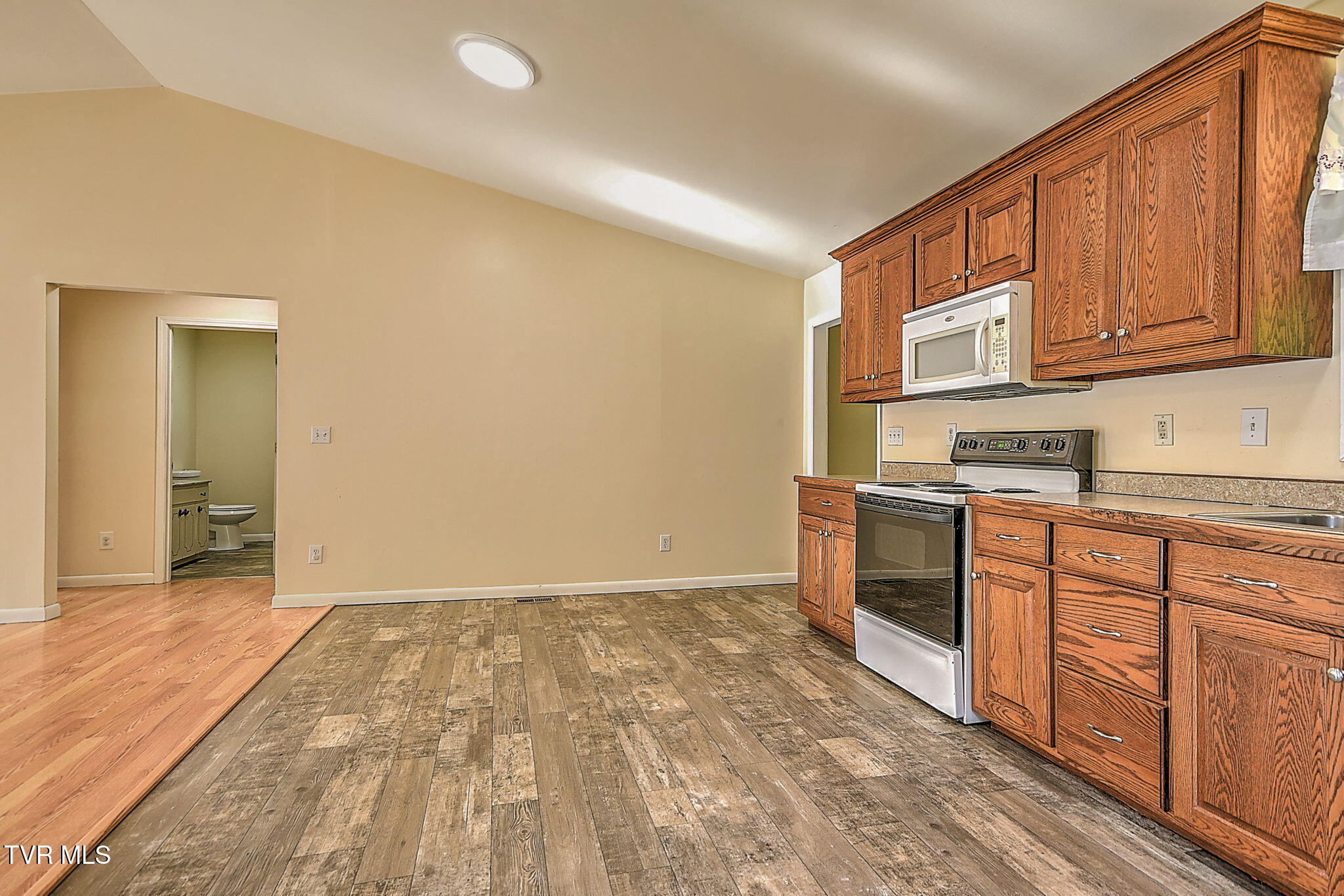 655 Wadlow Gap Road Kingsport, TN 37660 - Photo 18 of 66 14-web-or-mls-655 Wadalow Gap DP-15