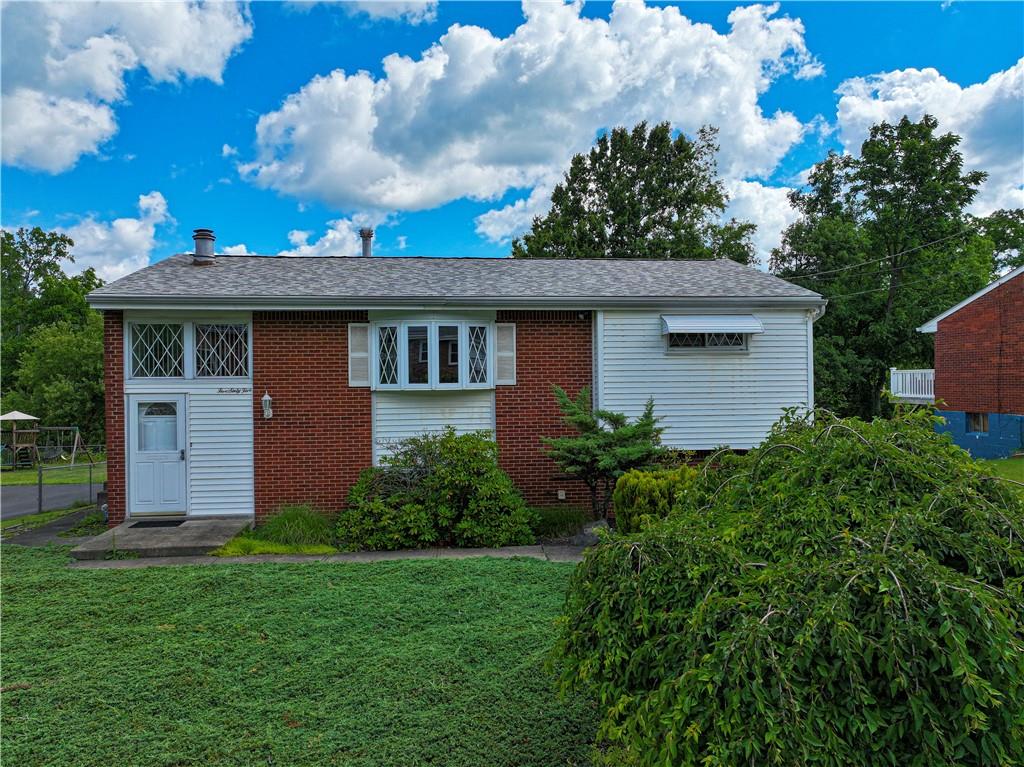 565 Anderson Avenue Pittsburgh, PA 15239 - Photo 1 of 18