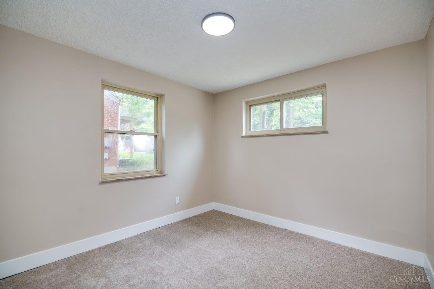 4244 Fehr Road Cincinnati, OH 45238 - Photo 16 of 31 Gallery Image 16