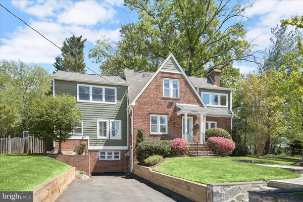 $1,699,000 | 1903 North Quintana Street, Arlington, VA 22205