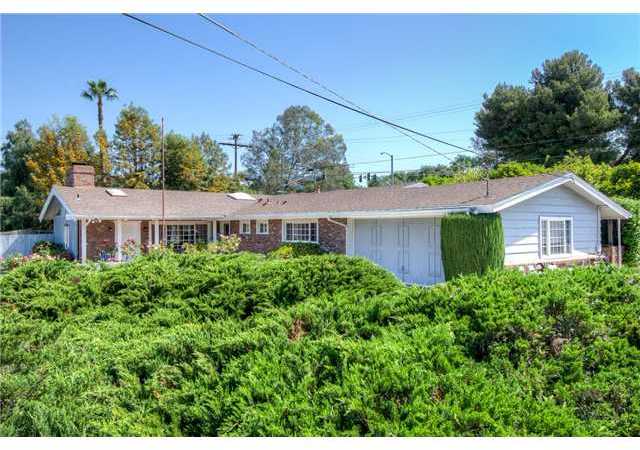 1204 Via Ramon Escondido, CA 92029 - Photo 2 of 25 Gallery Image 2