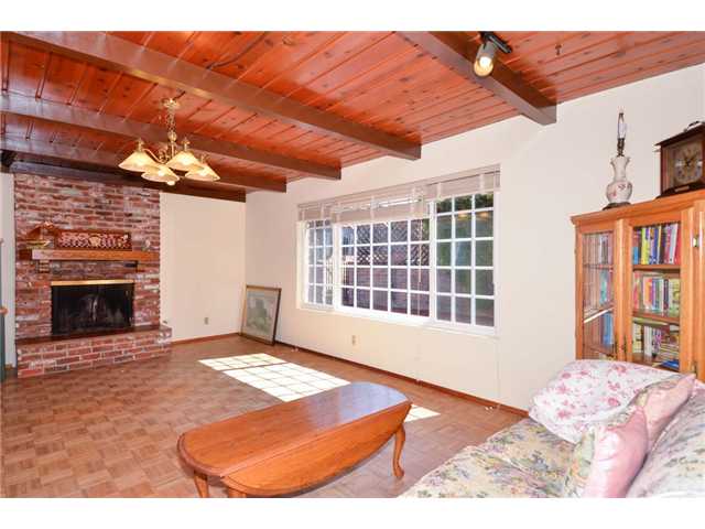 1204 Via Ramon Escondido, CA 92029 - Photo 13 of 25 Gallery Image 13