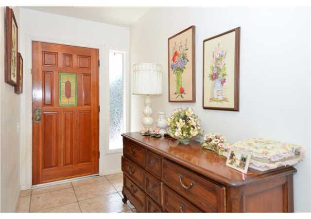 1204 Via Ramon Escondido, CA 92029 - Photo 14 of 25 Gallery Image 14