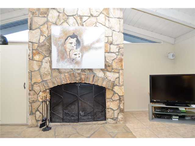 1204 Via Ramon Escondido, CA 92029 - Photo 6 of 25 Gallery Image 6