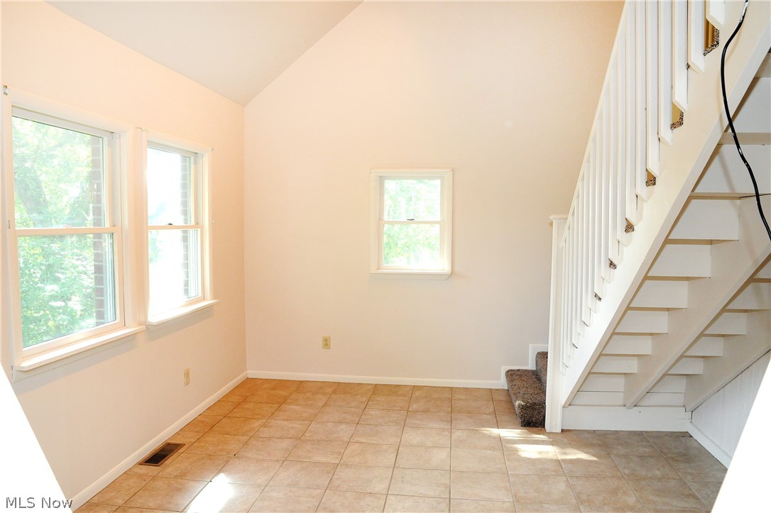 65551 Slaughter Hill Road Cambridge, OH 43725 - Photo 2 of 22