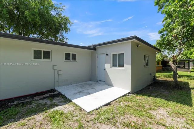 $539,000 | 2805 Northwest 210th Terrace, Miami Gardens, FL 33056