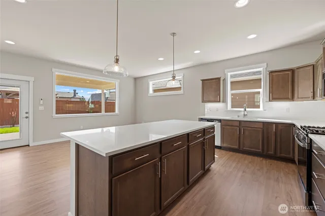 $645,250 | 806 Parkland Loop, Sedro-Woolley, WA 98284