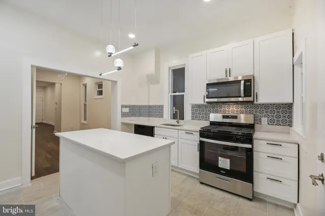 $2,000 | 3041 Belmont Avenue, Baltimore, MD 21216