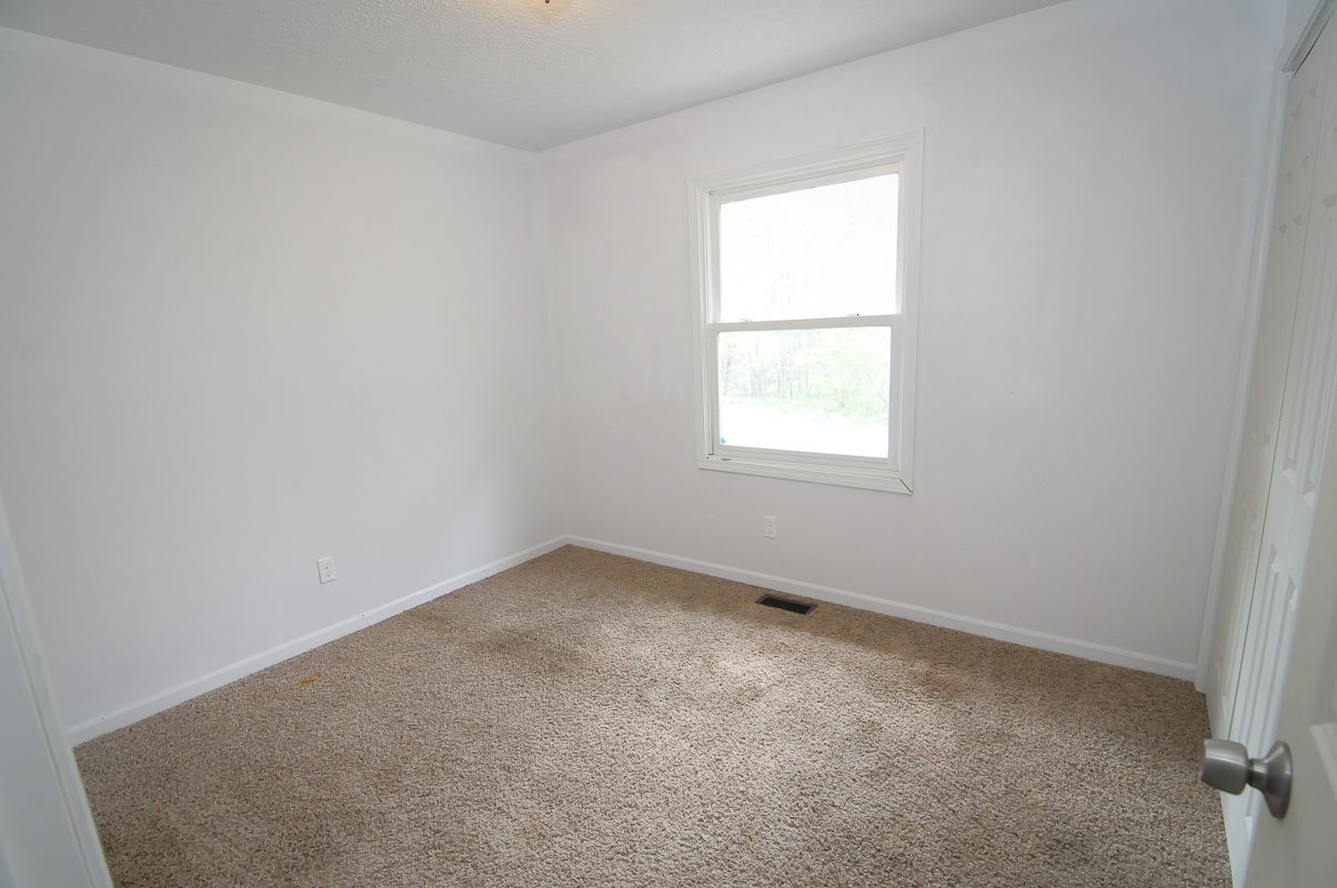 4265 North 13 Road Mesick, MI 49668 - Photo 8 of 40 1861023-7.JPG