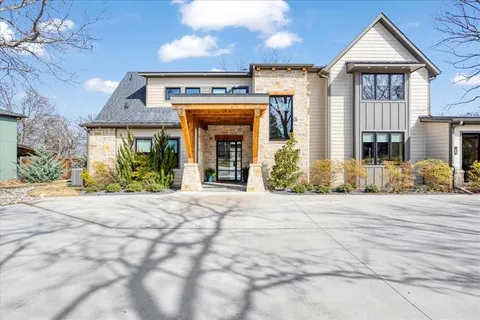 $2,169,000 | 210 Coffee Circle, Pottsboro, TX 75076