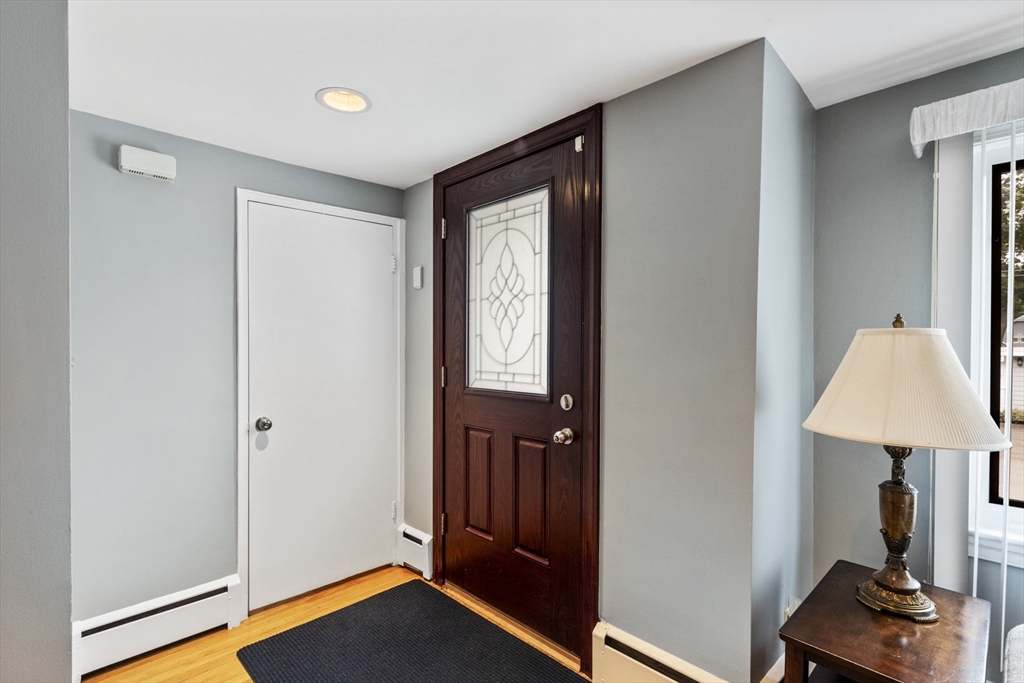 41 Pine Hill Road Swampscott, MA 01907 - Photo 3 of 33 Gallery Image 3