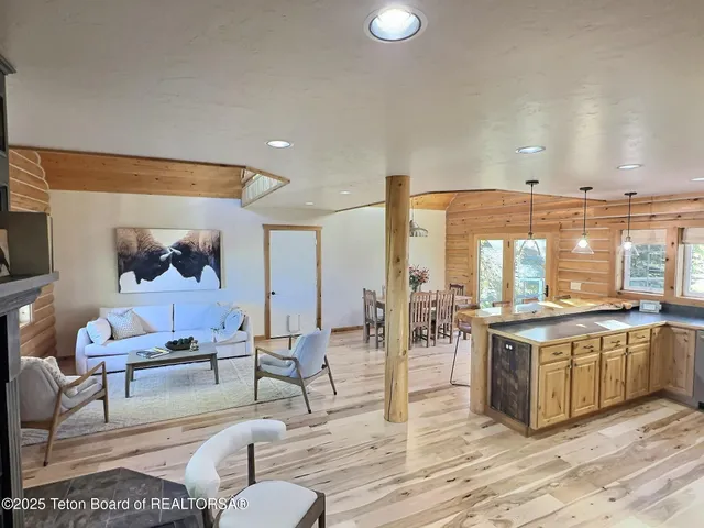 $1,179,000 | 876 Wild Cat Canyon Loop, Driggs, ID 83422