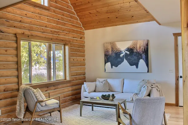 $1,179,000 | 876 Wild Cat Canyon Loop, Driggs, ID 83422