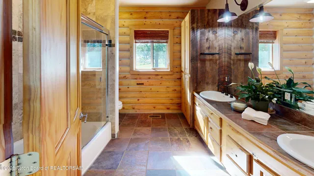 $1,179,000 | 876 Wild Cat Canyon Loop, Driggs, ID 83422