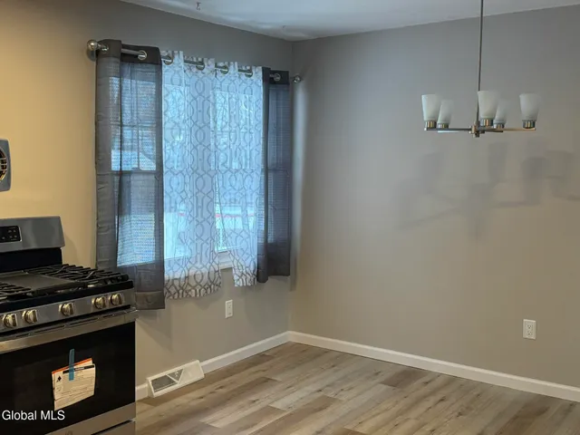 $259,900 | 18 Carroll Place, Troy, NY 12180