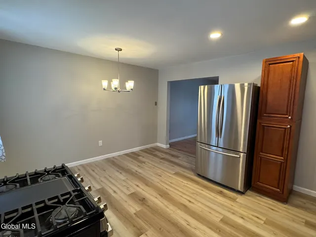 $259,900 | 18 Carroll Place, Troy, NY 12180