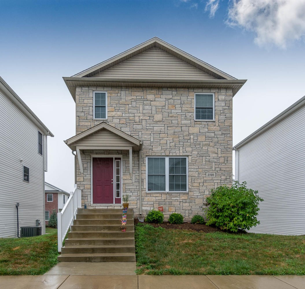 2599 South Flat Rock Road Bloomington, IN 47403 - Photo 1 of 19 Gallery Image 1