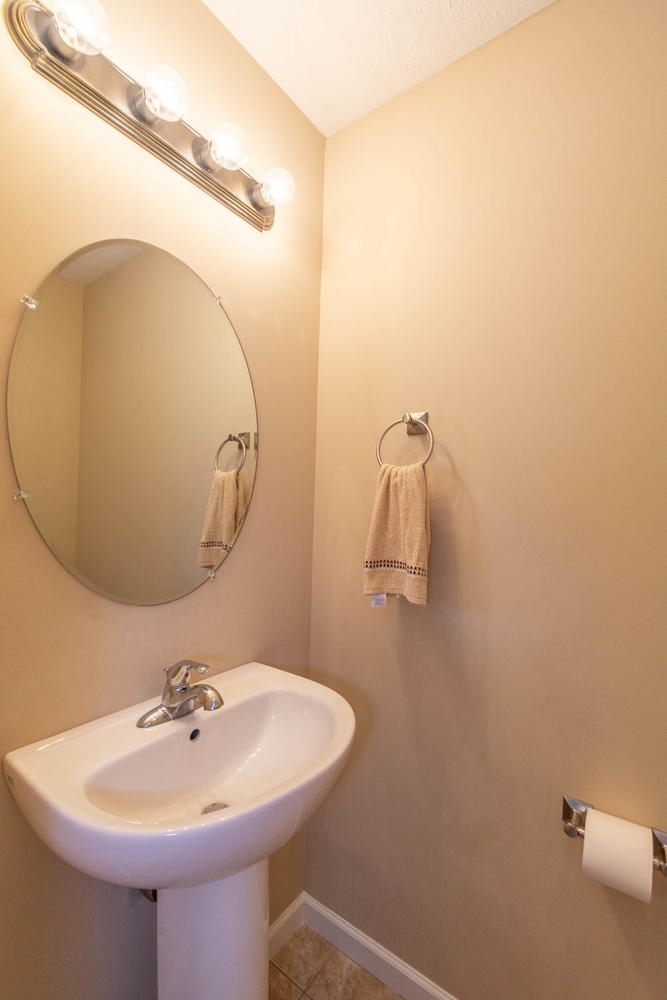 2599 South Flat Rock Road Bloomington, IN 47403 - Photo 11 of 19 Gallery Image 11
