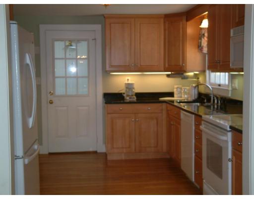 2 Oxbow Road Lexington, MA 02421 - Photo 3 of 7