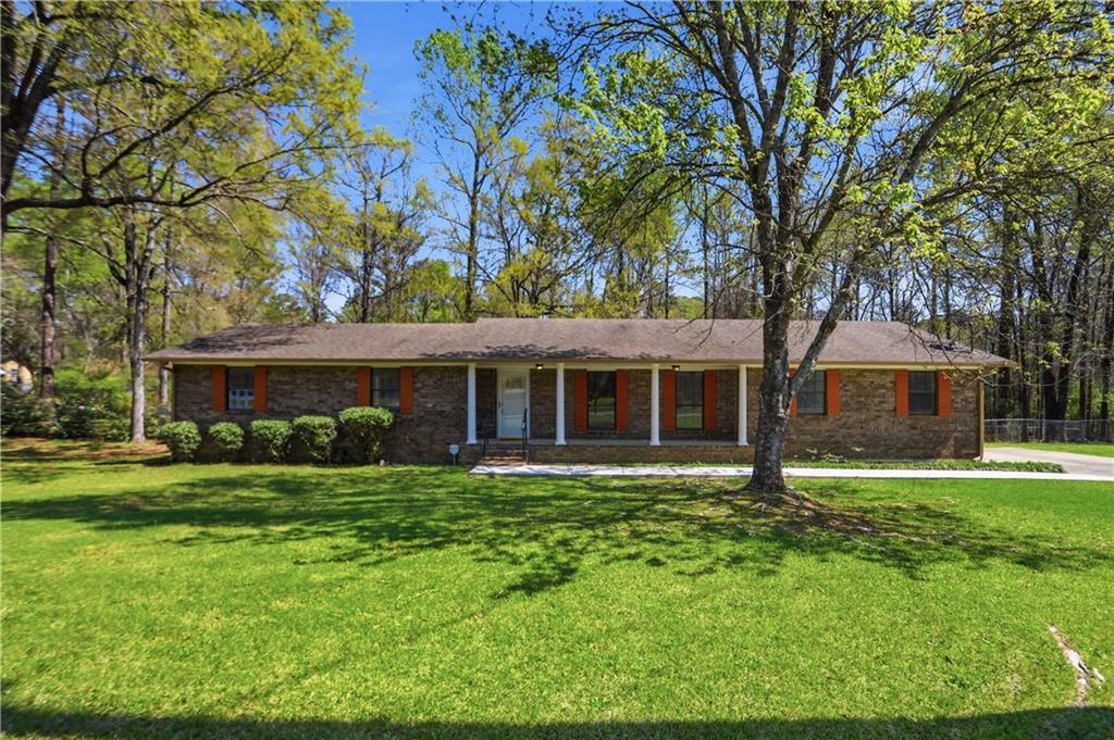 256 Jefferson Circle Macon, GA 31220 - Photo 1 of 38