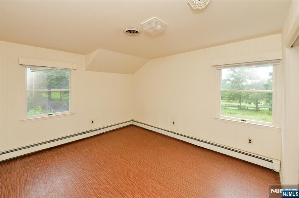 105 Ricker Drive Ringwood, NJ 07456 - Photo 20 of 33