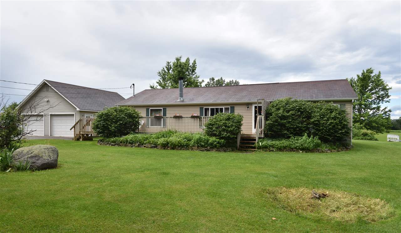 543 Hawkins Road Ferrisburgh, VT 05456 - Photo 1 of 40