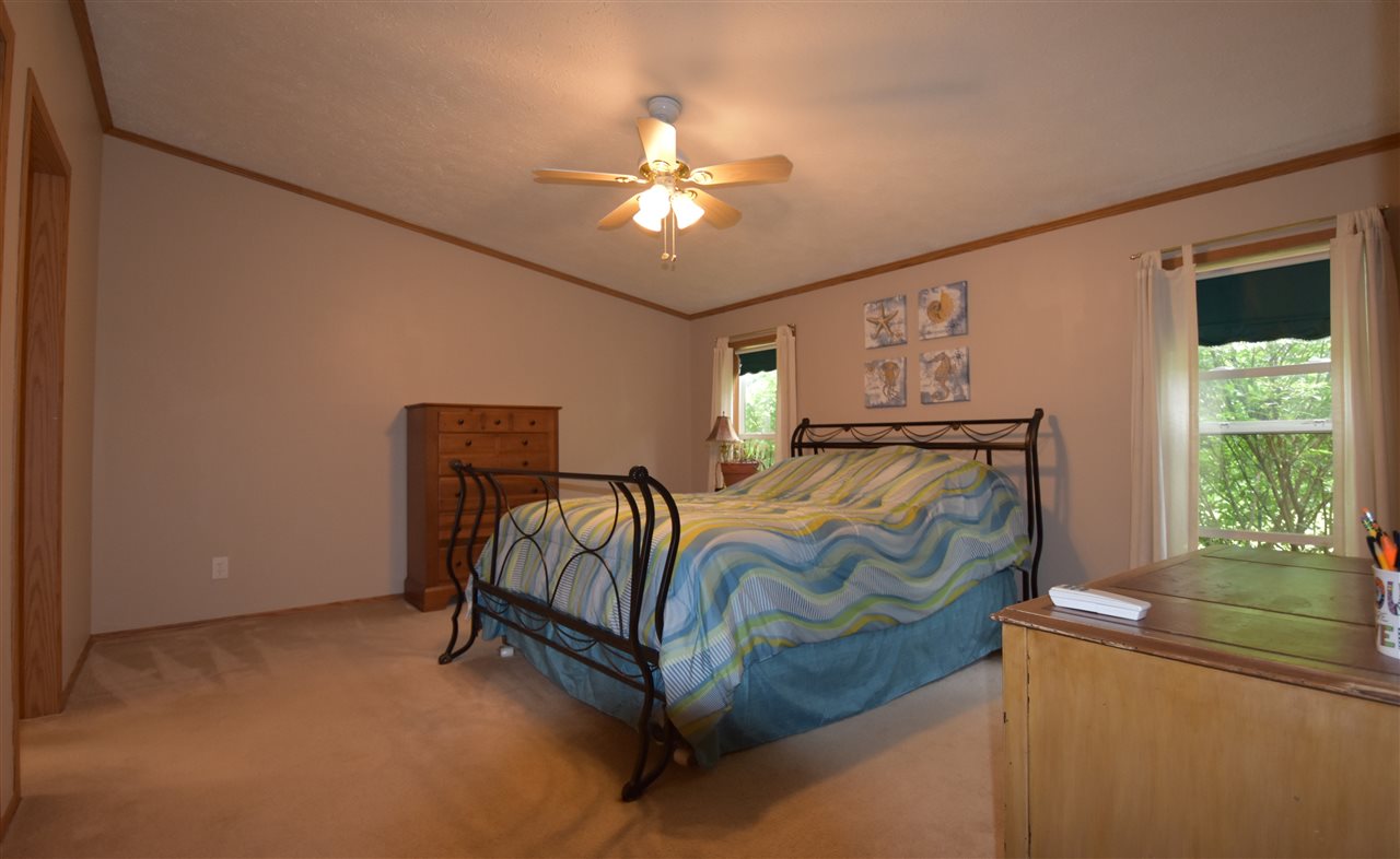 543 Hawkins Road Ferrisburgh, VT 05456 - Photo 18 of 40