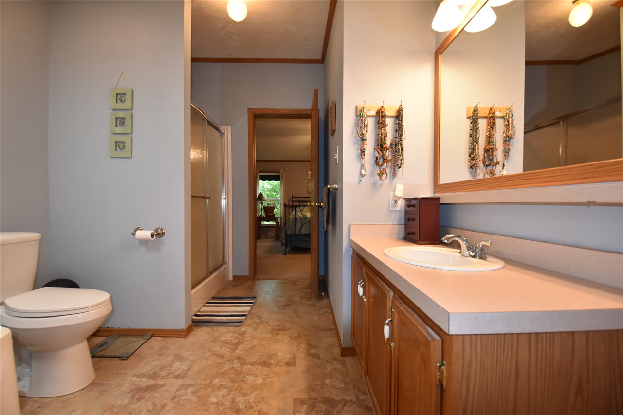 543 Hawkins Road Ferrisburgh, VT 05456 - Photo 20 of 40