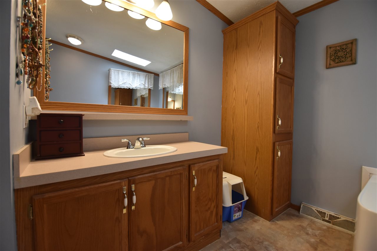 543 Hawkins Road Ferrisburgh, VT 05456 - Photo 21 of 40