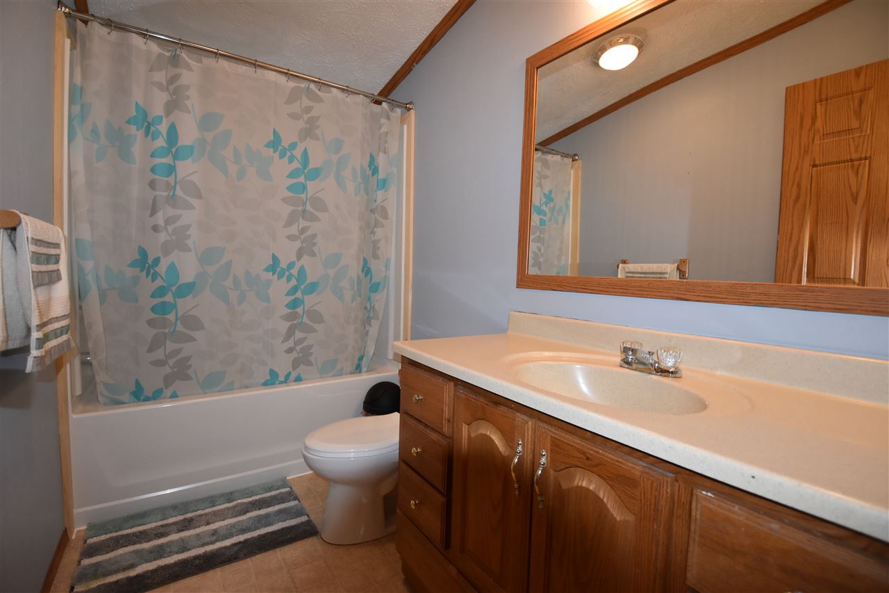 543 Hawkins Road Ferrisburgh, VT 05456 - Photo 27 of 40