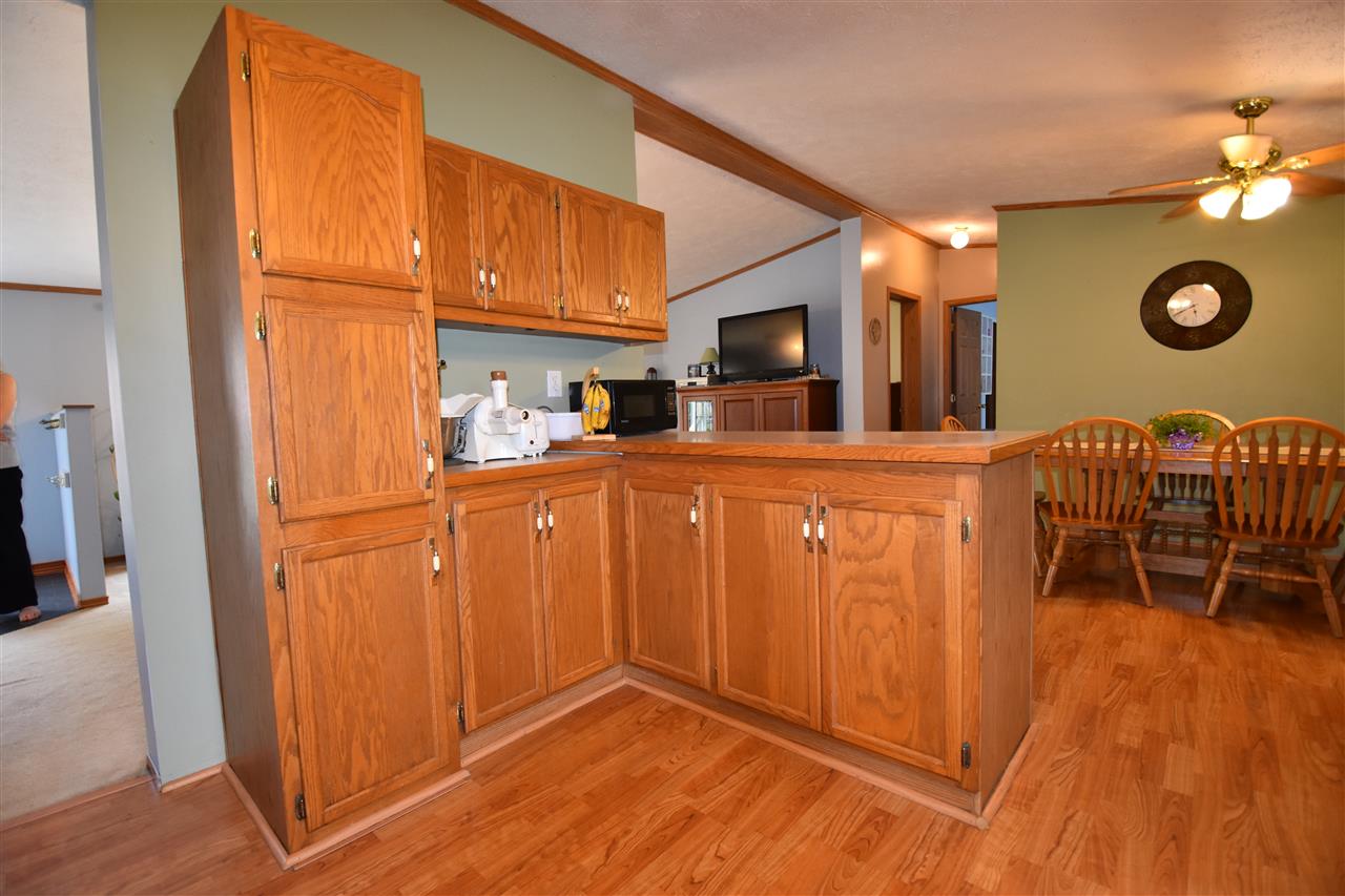 543 Hawkins Road Ferrisburgh, VT 05456 - Photo 5 of 40