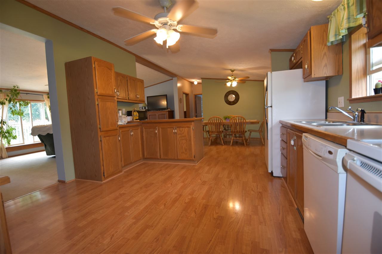 543 Hawkins Road Ferrisburgh, VT 05456 - Photo 8 of 40