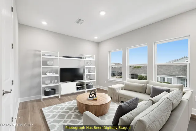 $962,750 | 79 Seabrook Vlg Avenue, Ponte Vedra, FL 32081