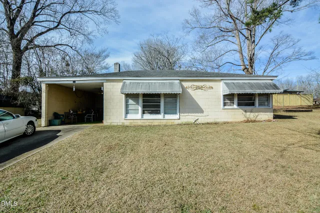 $210,000 | 314 South Robertson Street, Clayton, NC 27520