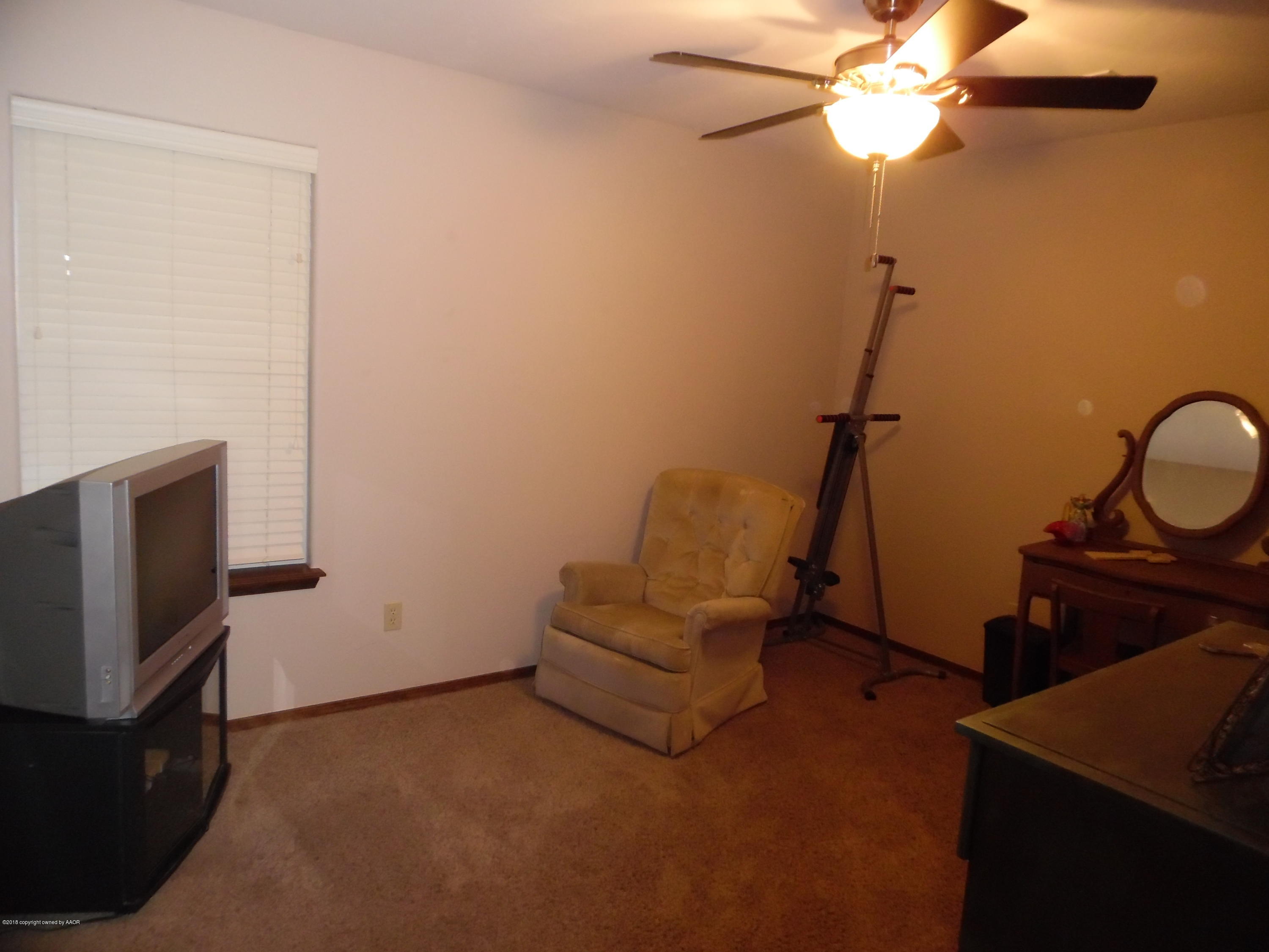 4207 Scotswood Drive Amarillo, TX 79110 - Photo 16 of 21 Bedroom 3