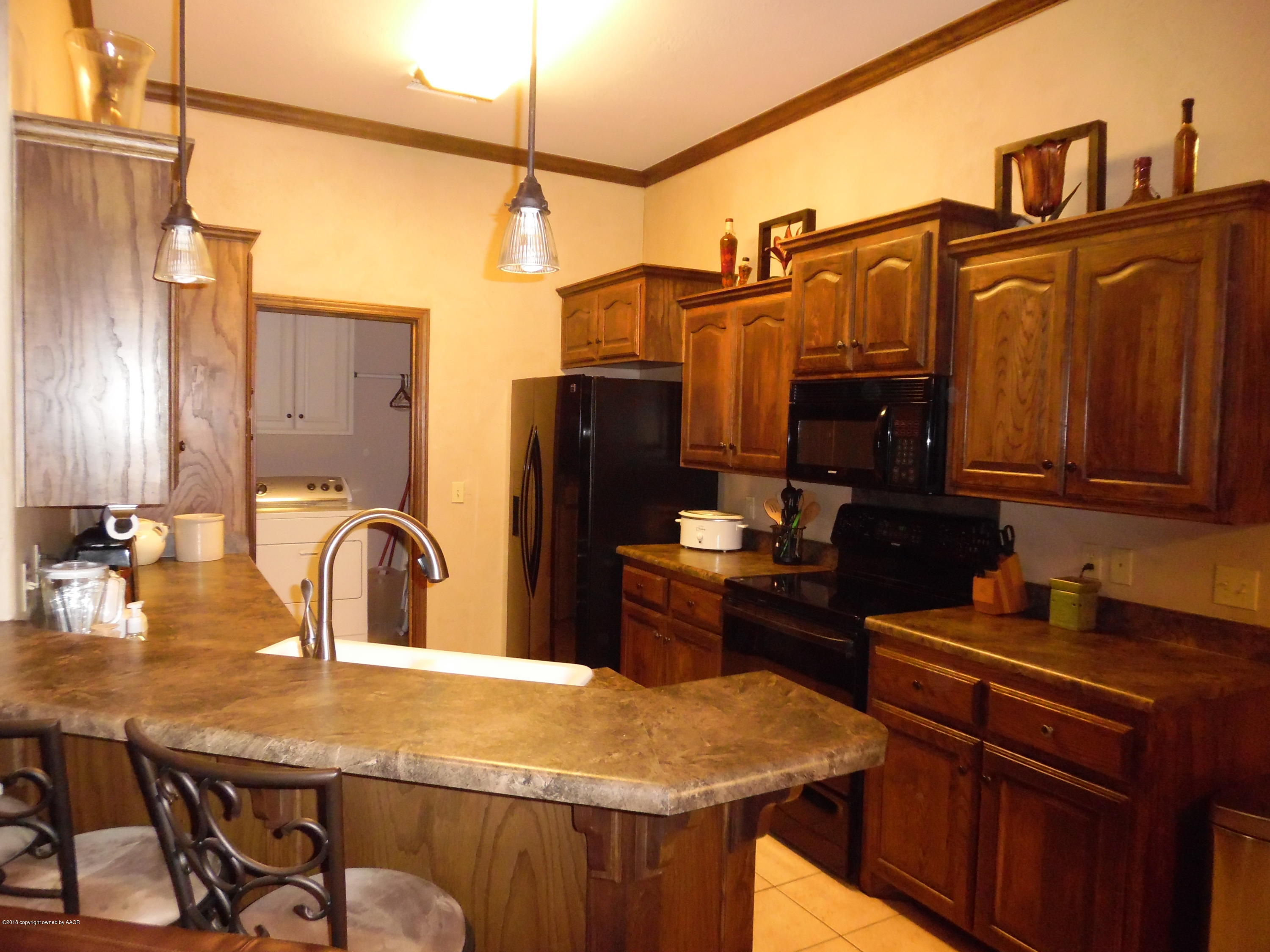 4207 Scotswood Drive Amarillo, TX 79110 - Photo 9 of 21 Lots of Cabinet Space