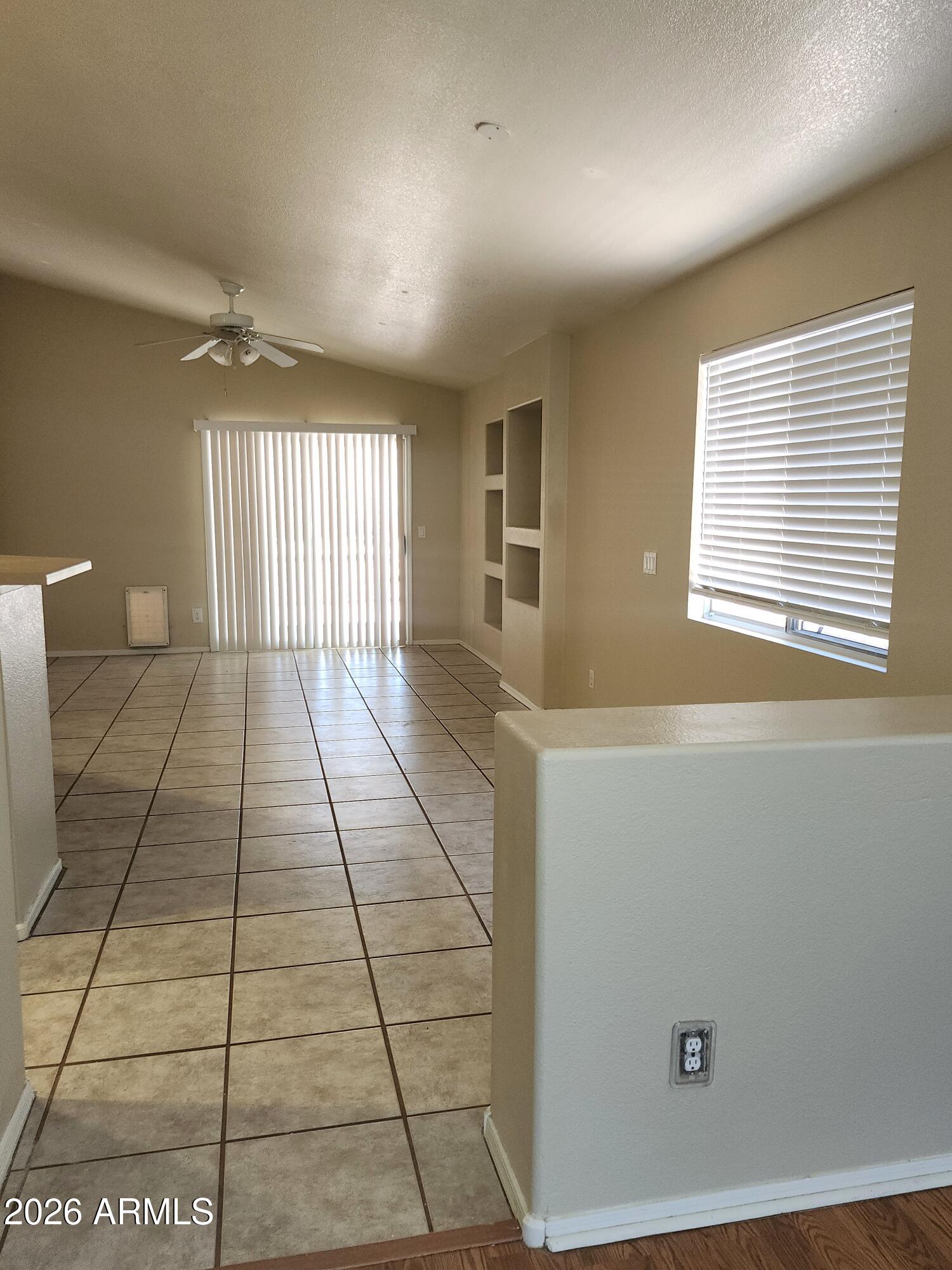 6424 West Saddlehorn Road Phoenix, AZ 85083 - Photo 7 of 21