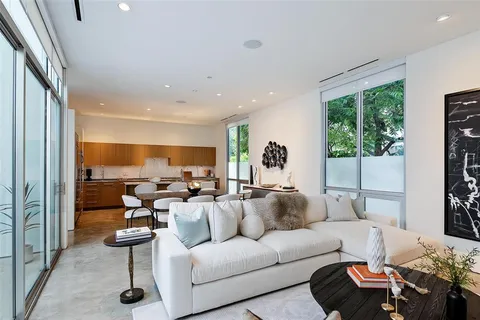 $1,395,000 | 3740 Holland Avenue, Unit 3B, Dallas, TX 75219