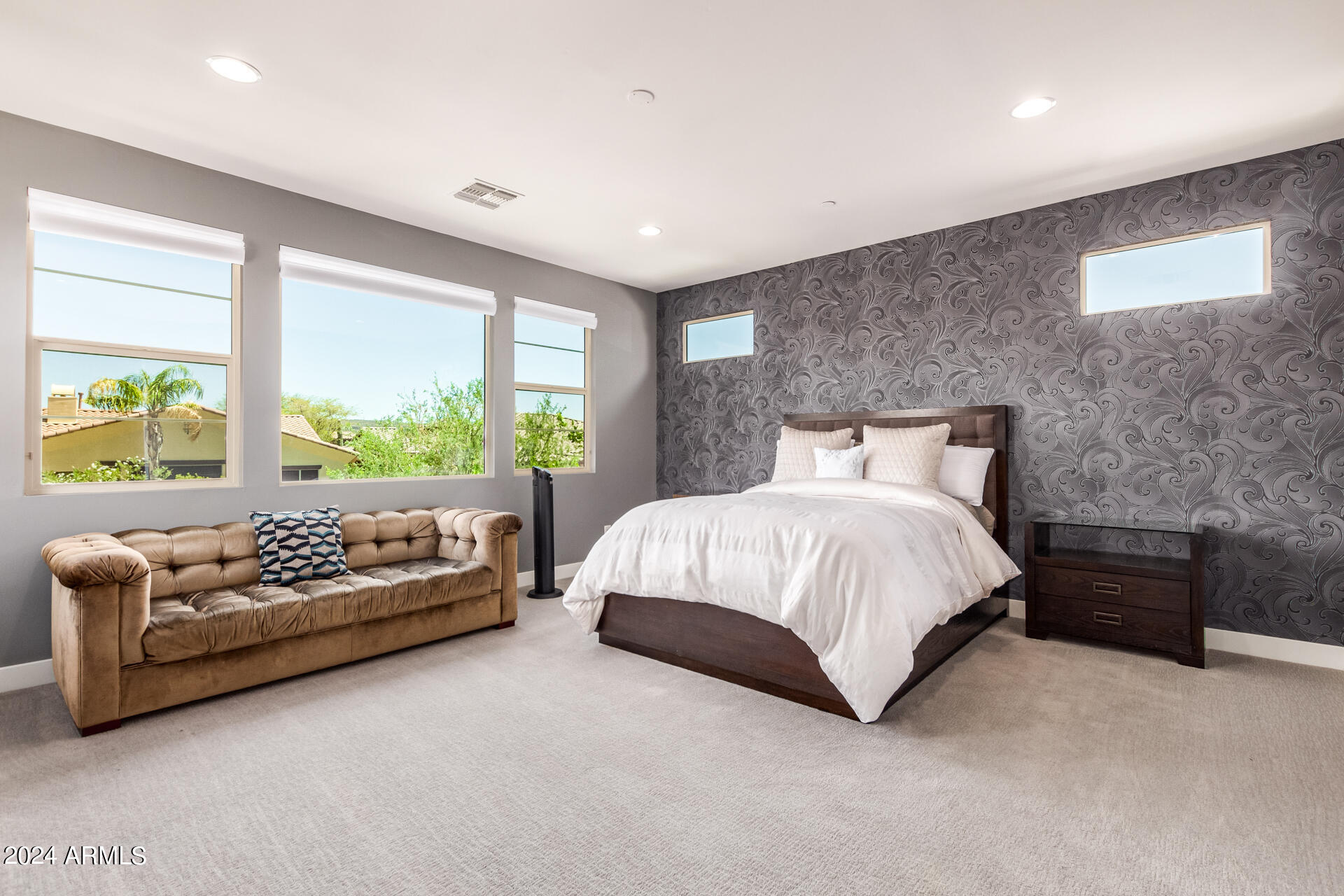 12146 West Peak View Road Peoria, AZ 85383 - Photo 22 of 71 22 - Peak View