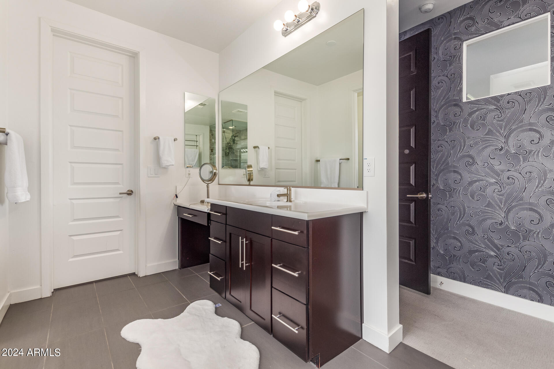 12146 West Peak View Road Peoria, AZ 85383 - Photo 26 of 71 26 - Peak View