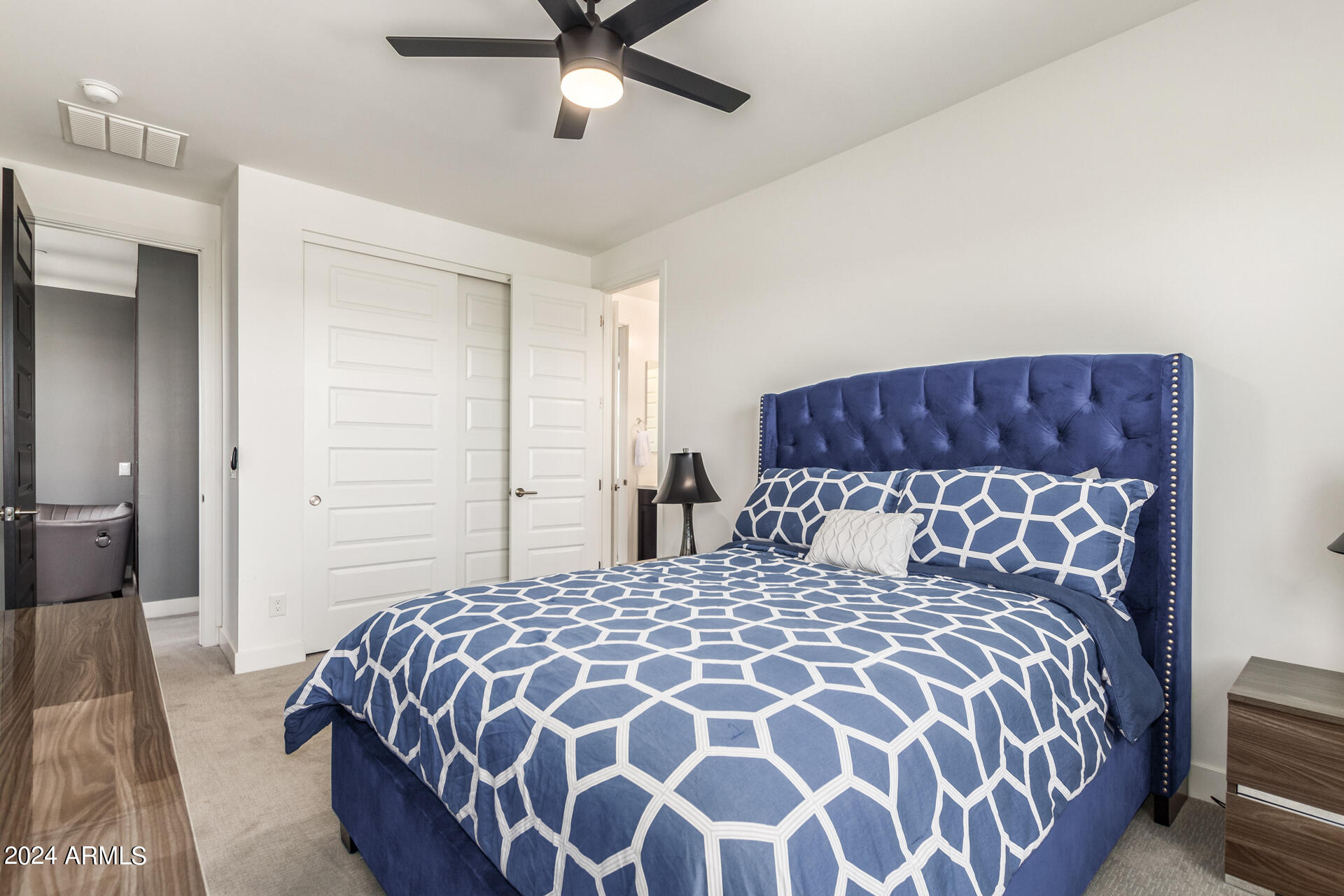 12146 West Peak View Road Peoria, AZ 85383 - Photo 30 of 71 30 - Peak View