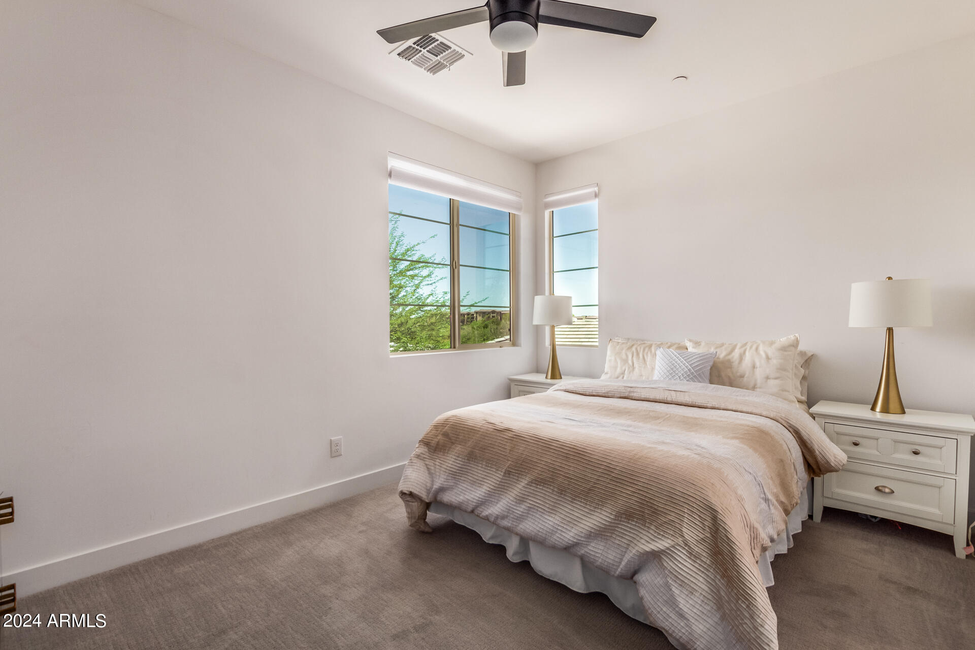 12146 West Peak View Road Peoria, AZ 85383 - Photo 35 of 71 35 - Peak View