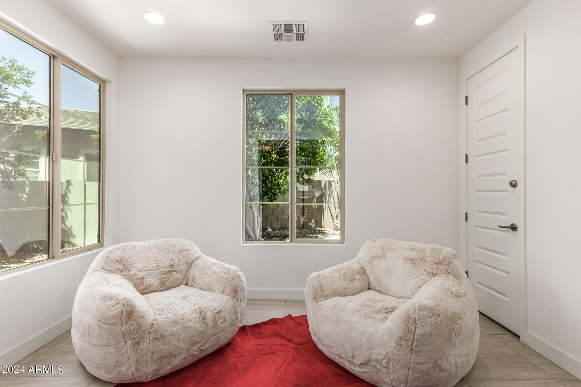 12146 West Peak View Road Peoria, AZ 85383 - Photo 41 of 71 41 - Peak View