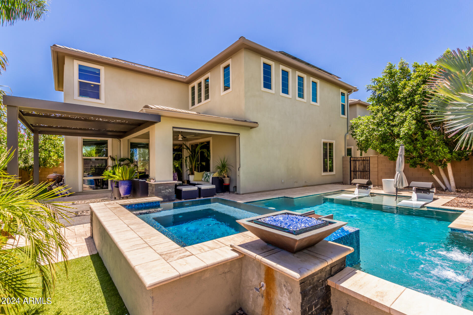 12146 West Peak View Road Peoria, AZ 85383 - Photo 53 of 71 53 - Peak View