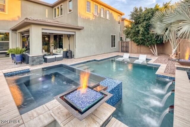 12146 West Peak View Road Peoria, AZ 85383 - Photo 55 of 71 Pool1