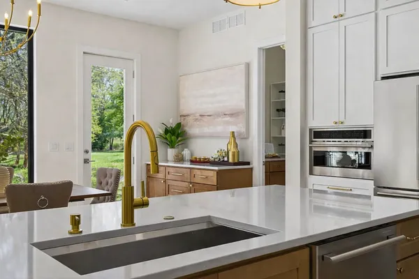 $1,499,000 | 14759 McGinty Road West, Minnetonka, MN 55391