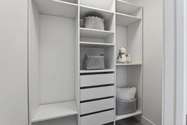 $1,499,000 | 14759 McGinty Road West, Minnetonka, MN 55391