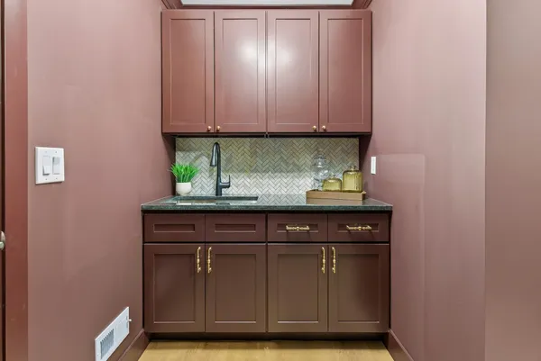 $1,499,000 | 14759 McGinty Road West, Minnetonka, MN 55391